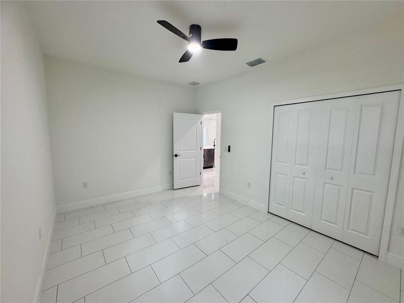 Spacious, unfurnished interior of a new home in , Ocala (Image 34).