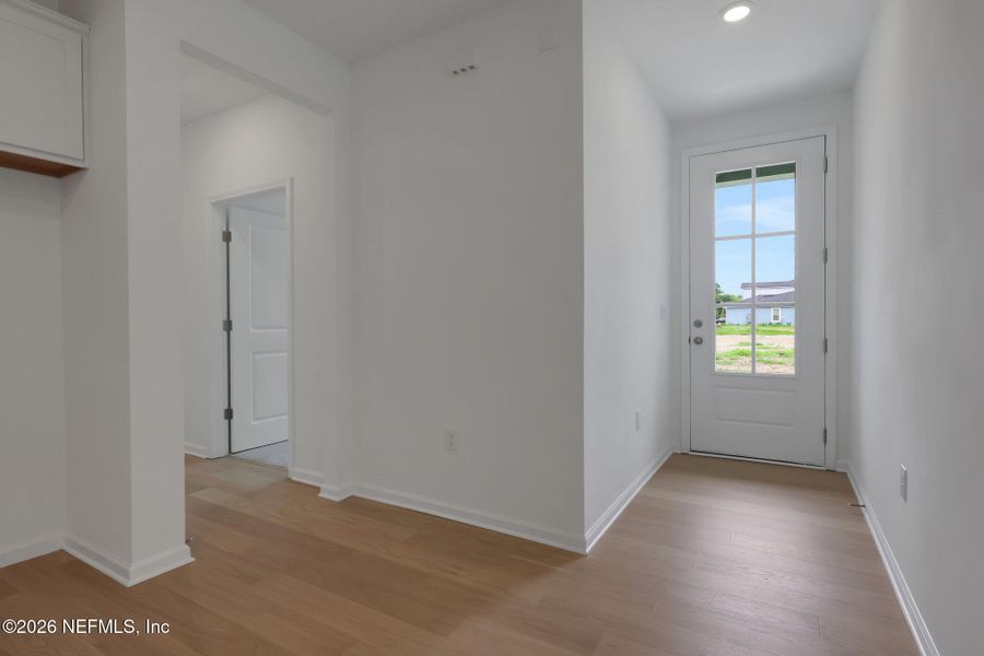 Spacious, unfurnished interior of a new home in , Palm Coast (Image 23).