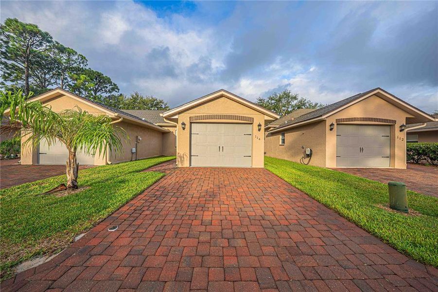 Exterior details and patio area of a home in , Edgewater (Image 18).