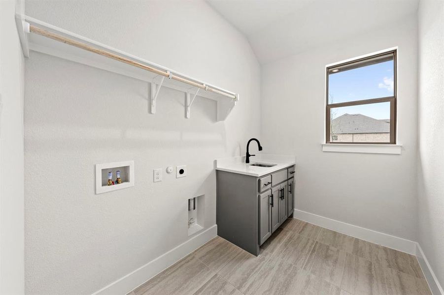 17. 160 Waterview - Utility