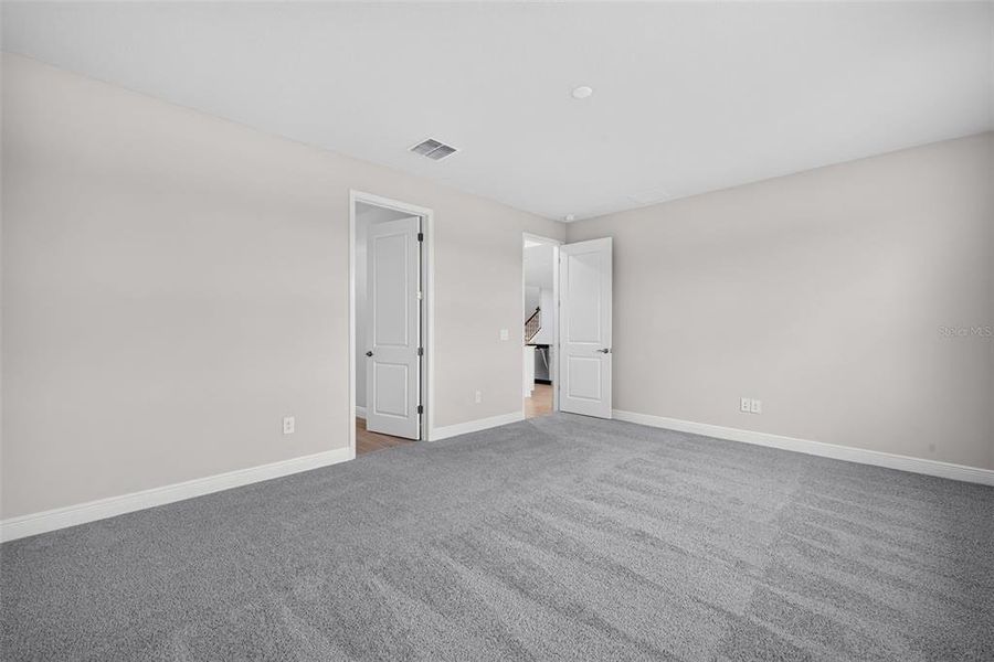 Spacious, unfurnished interior of a new home in Crosswind Ranch, Parrish (Image 20). Spacious, unfurnished interior of a new home in Crosswind Ranch, Parrish (Image 20).