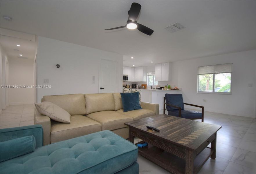 Furnished interior view inside a new home in , Fort Lauderdale (Image 5). Furnished interior view inside a new home in , Fort Lauderdale (Image 5).