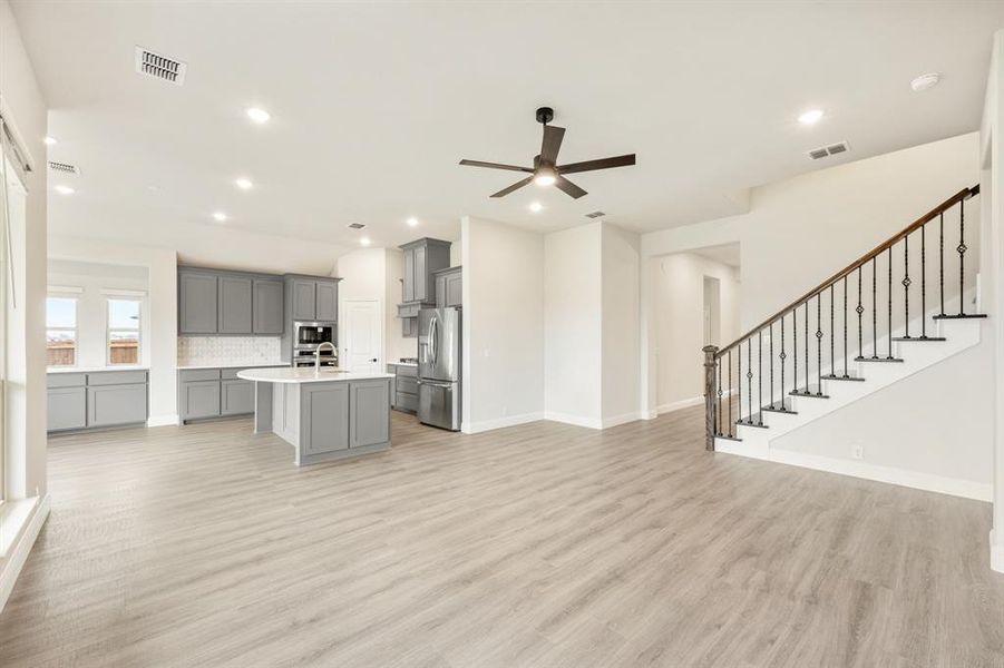 Image 40 of a home in Silo Mills. Image 40 of a home in Silo Mills.