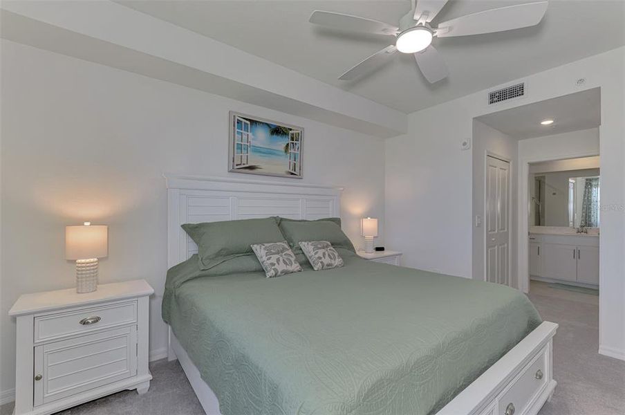 Furnished interior view inside a new home in , Venice (Image 13).