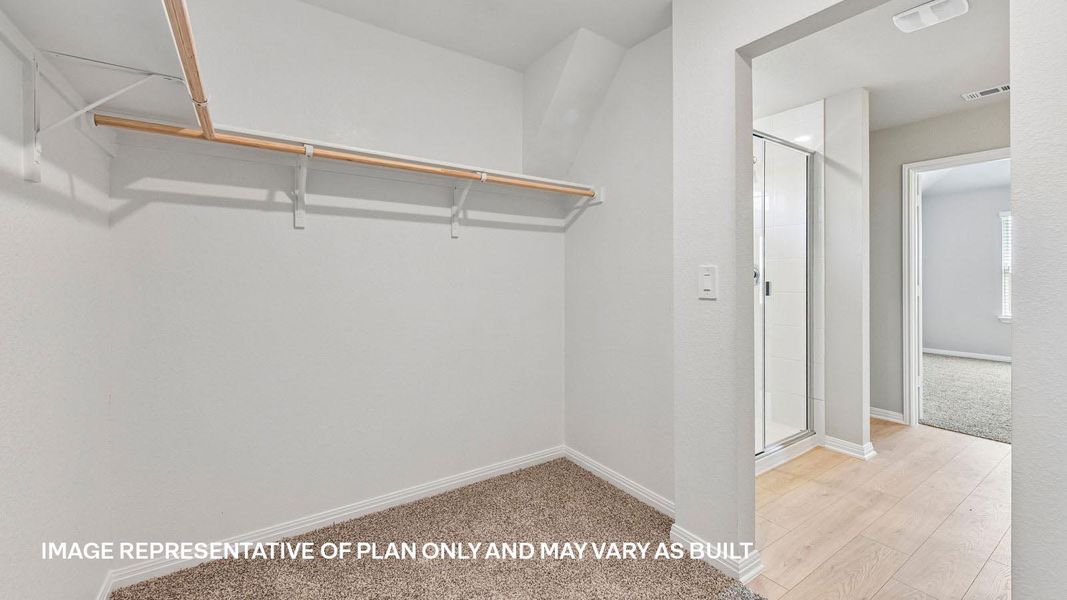 Spacious, unfurnished interior of a new home in Carillon, Manor (Image 33). Spacious, unfurnished interior of a new home in Carillon, Manor (Image 33).