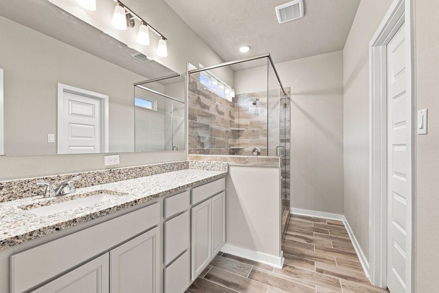 Furnished interior view inside a new home in Gourd Creek, Bryan (Image 5).
