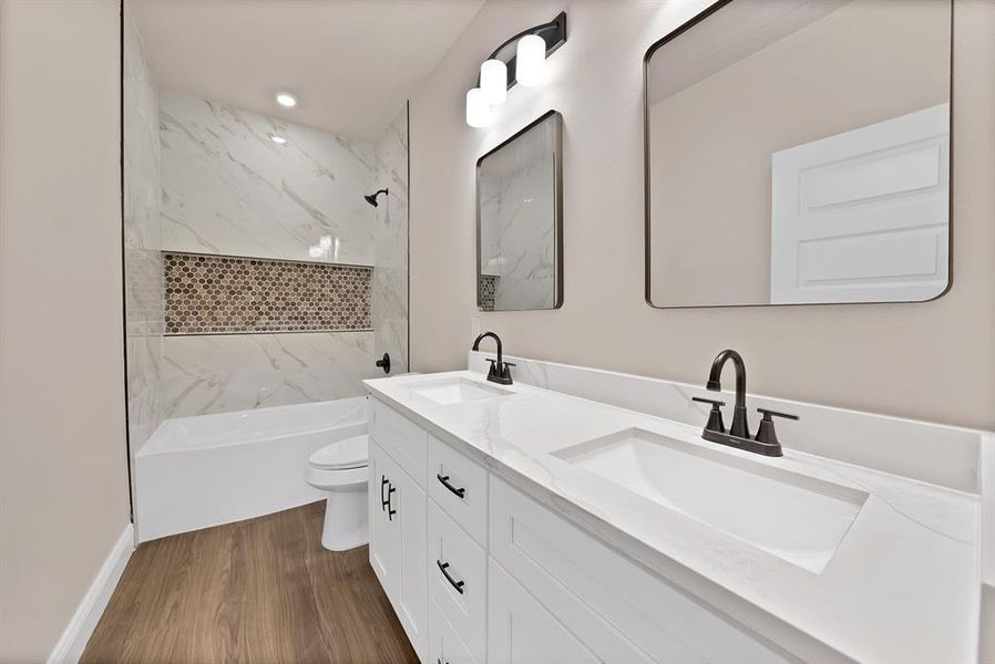 Furnished interior view inside a new home in , Granbury (Image 6).