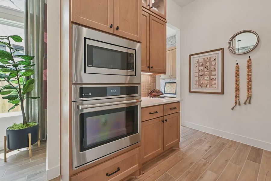 Furnished interior view inside a new home in Meridiana 60's, Manvel (Image 17).