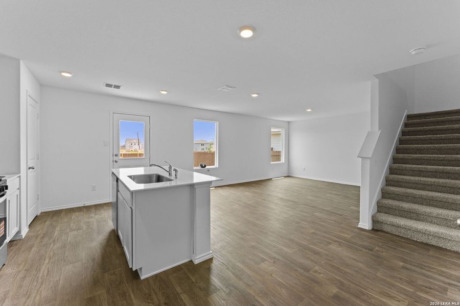 Spacious, unfurnished interior of a new home in Avenida, Converse (Image 15). Spacious, unfurnished interior of a new home in Avenida, Converse (Image 15).