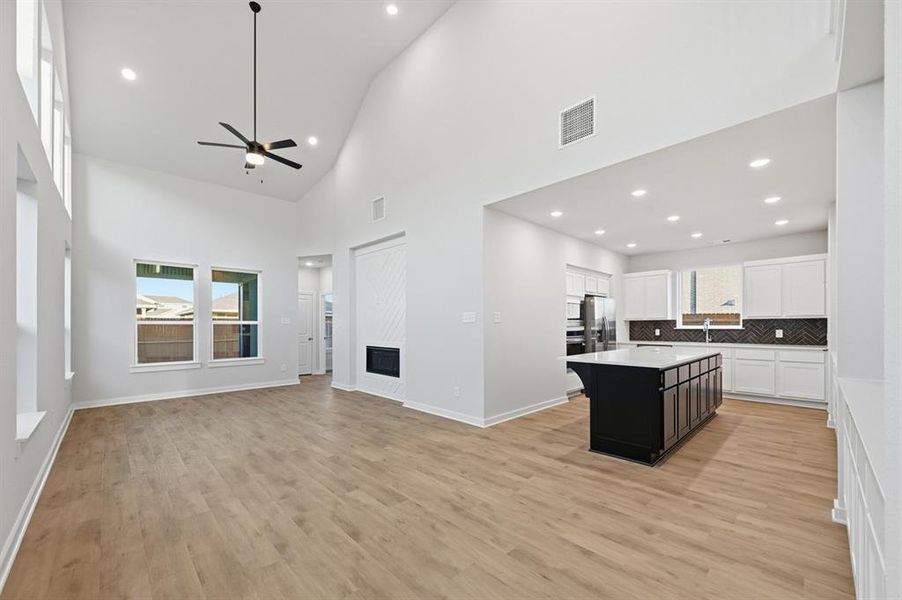 Spacious, unfurnished interior of a new home in Heartland, Heartland (Image 22). Spacious, unfurnished interior of a new home in Heartland, Heartland (Image 22).