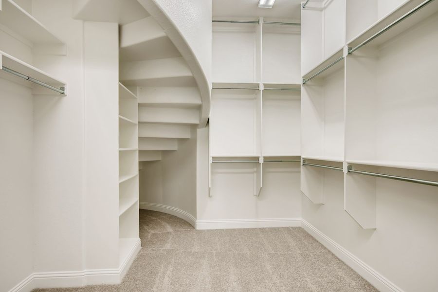 Plan 1137 Main Closet Representative Image