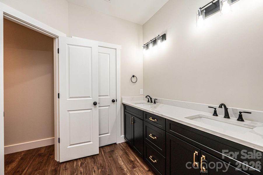 Furnished interior view inside a new home in , Lenoir (Image 13).