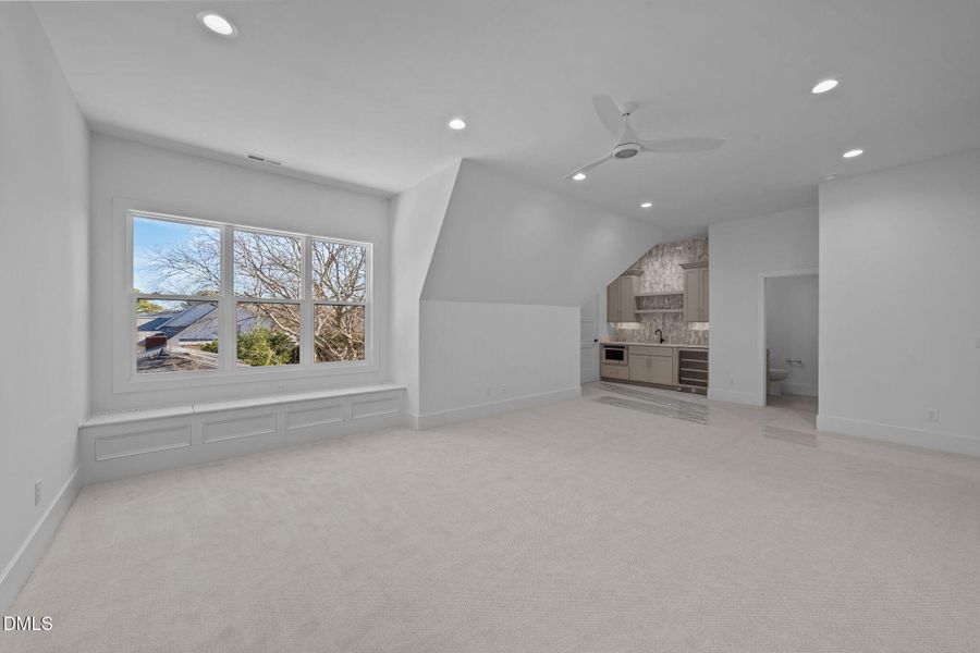 56-web-or-mls-VB4A8762