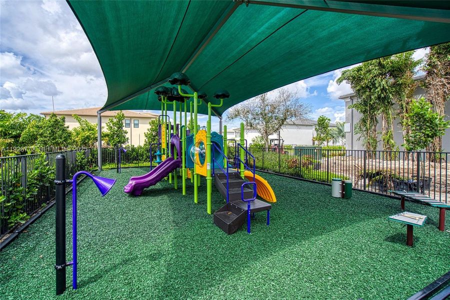 Community amenities in Lotus Edge, Boca Raton (Image 57). Community amenities in Lotus Edge, Boca Raton (Image 57).