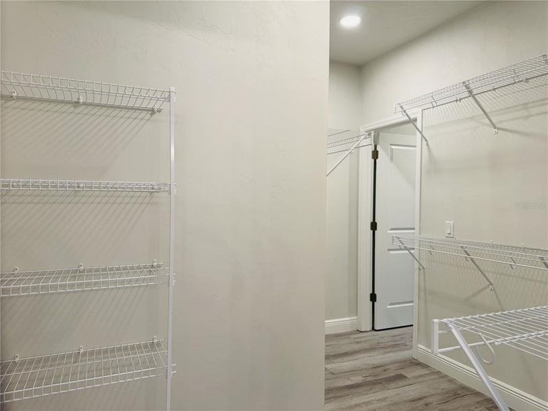Spacious, unfurnished interior of a new home in Grand Oaks, Gainesville (Image 34). Spacious, unfurnished interior of a new home in Grand Oaks, Gainesville (Image 34).