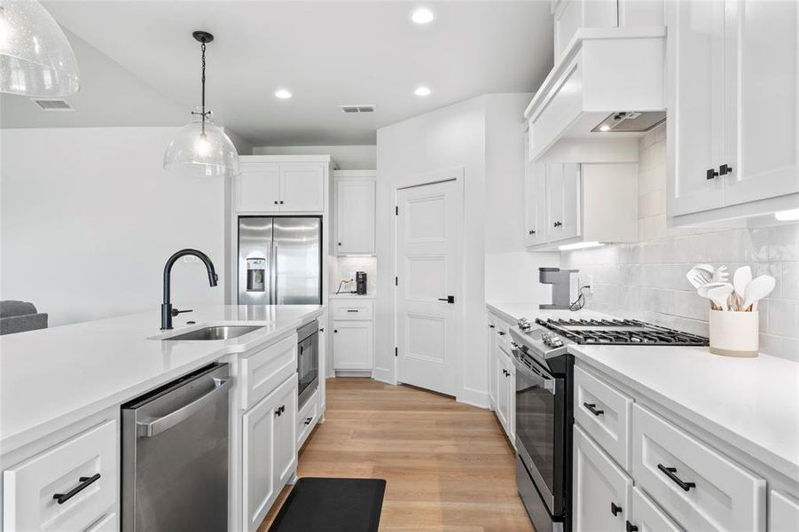 Furnished interior view inside a new home in , Abilene (Image 13).