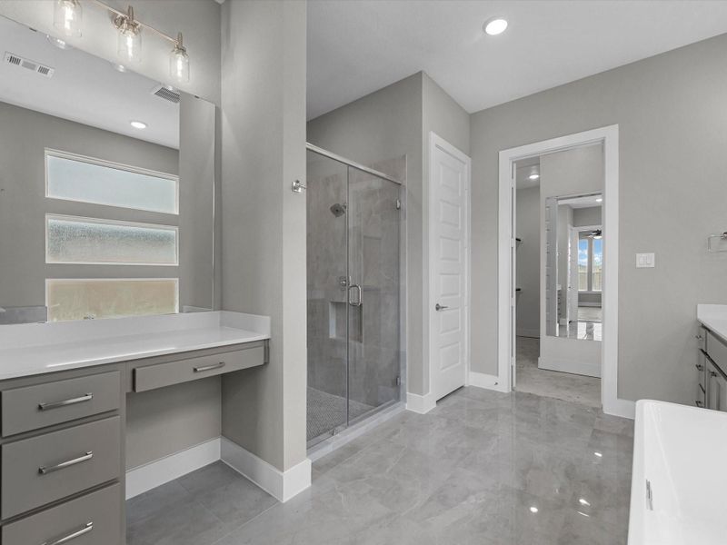 Furnished interior view inside a new home in Sienna 60’, Missouri City (Image 8).
