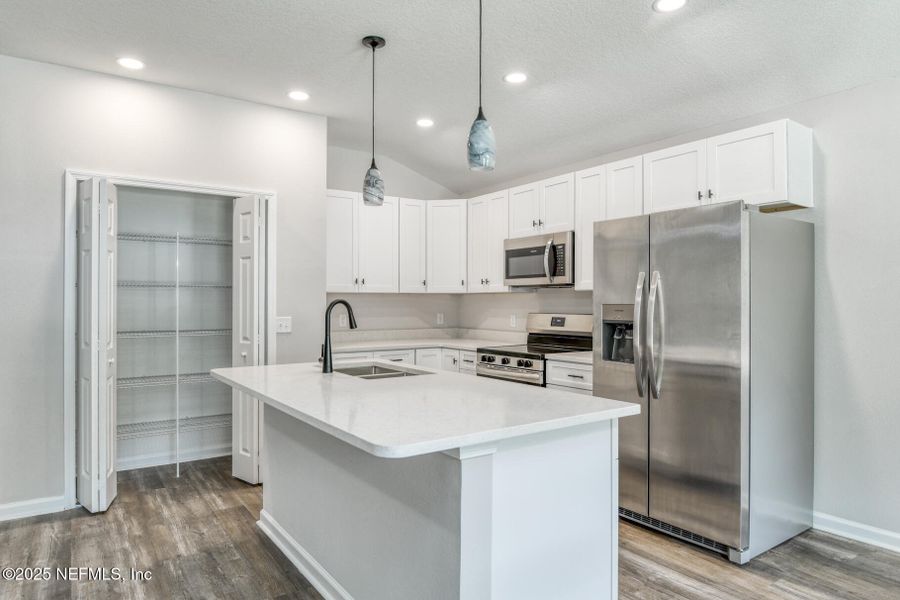 Furnished interior view inside a new home in , Palatka (Image 8).
