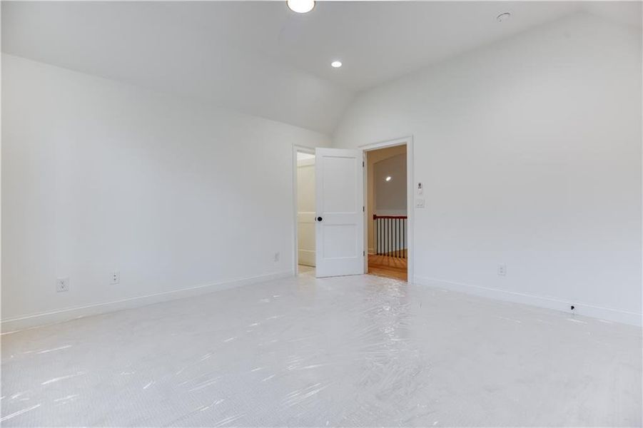 Spacious, unfurnished interior of a new home in , Covington (Image 34).