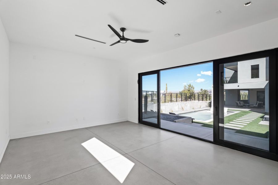 untitled (18 of 58) untitled (18 of 58)