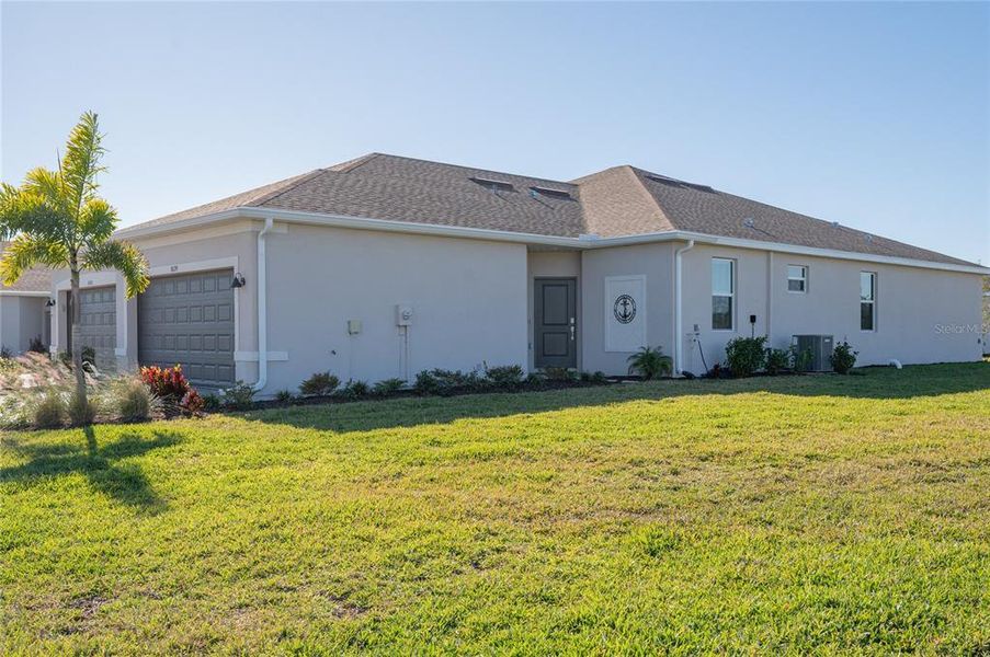 Exterior details and patio area of a home in , Englewood (Image 25).