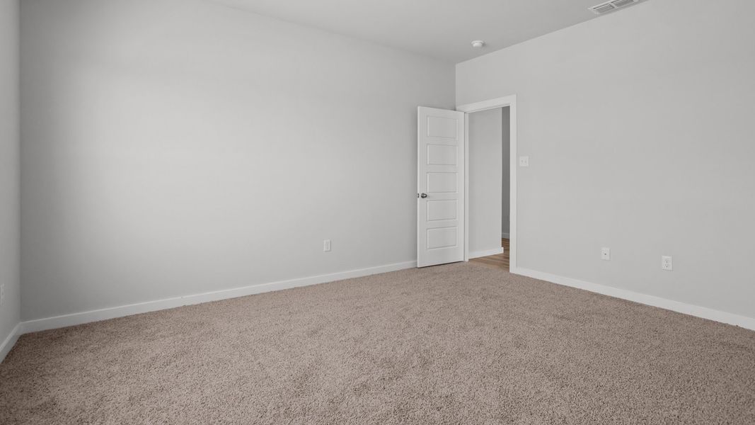 Representative unfurnished interior of a home built from the ASHBURN by D.R. Horton in Hampton Hills, Abilene (Image 12).