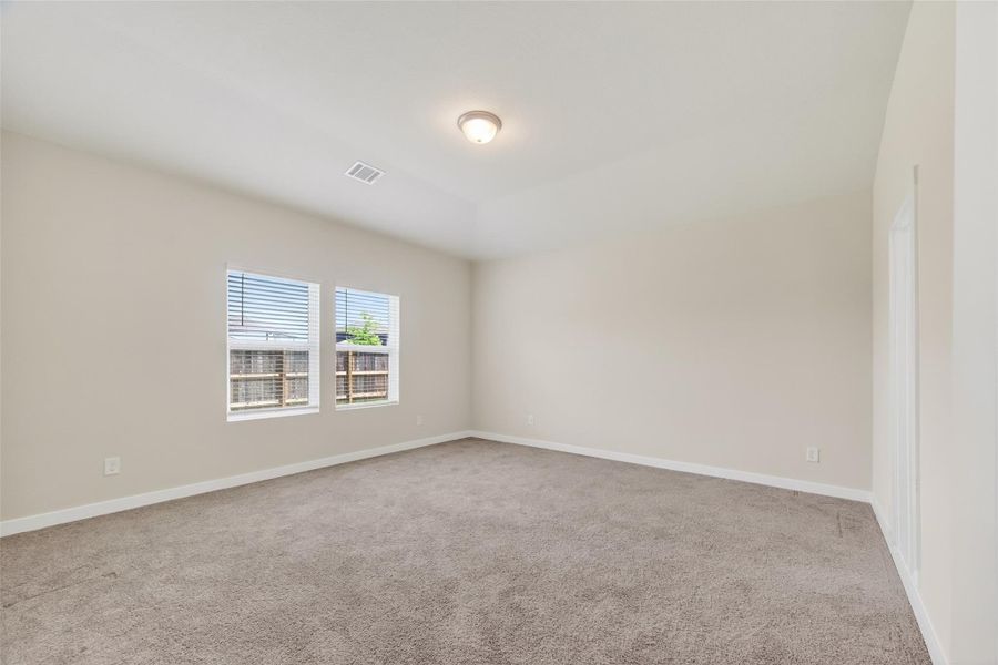 Spacious, unfurnished interior of a new home in Heights of Barbers Hill, Baytown (Image 41).