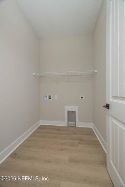 Spacious, unfurnished interior of a new home in , St. Augustine (Image 27).