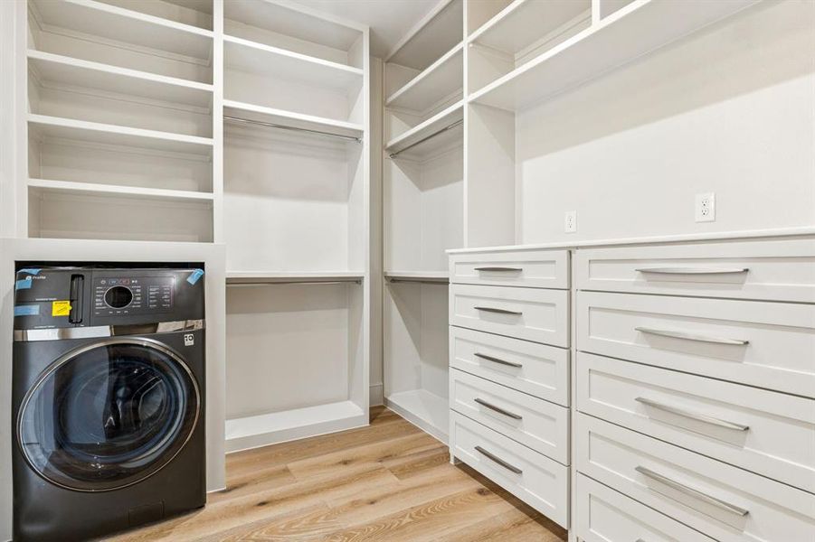 Washer and dryer in one included! Washer and dryer in one included!