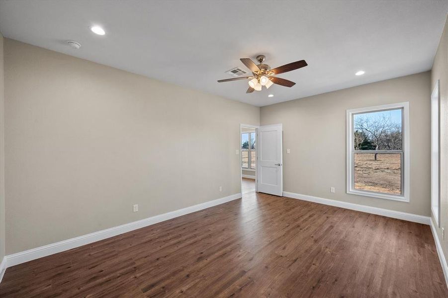 Spacious, unfurnished interior of a new home in , Corsicana (Image 30). Spacious, unfurnished interior of a new home in , Corsicana (Image 30).