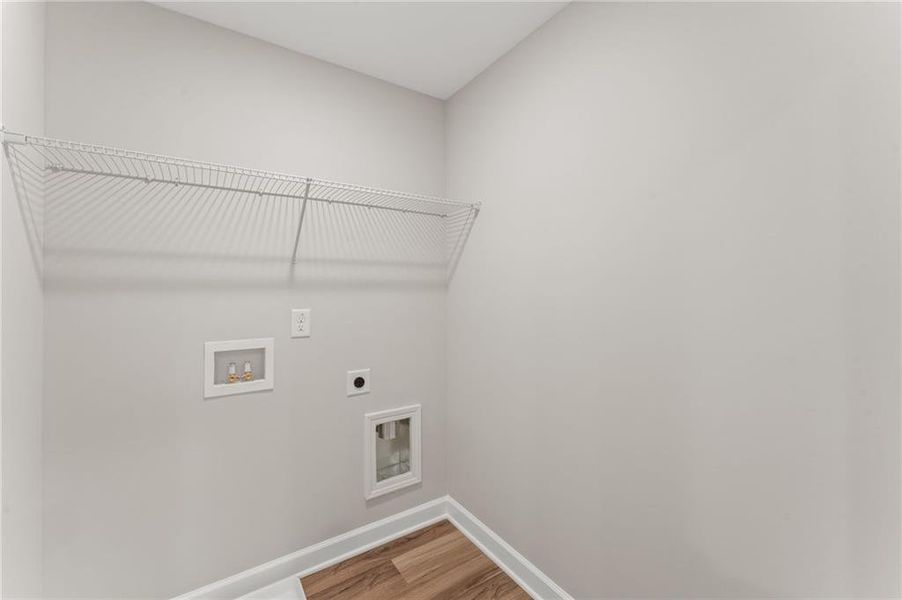 Spacious, unfurnished interior of a new home in Wildwood Place, Powder Springs (Image 29). Spacious, unfurnished interior of a new home in Wildwood Place, Powder Springs (Image 29).
