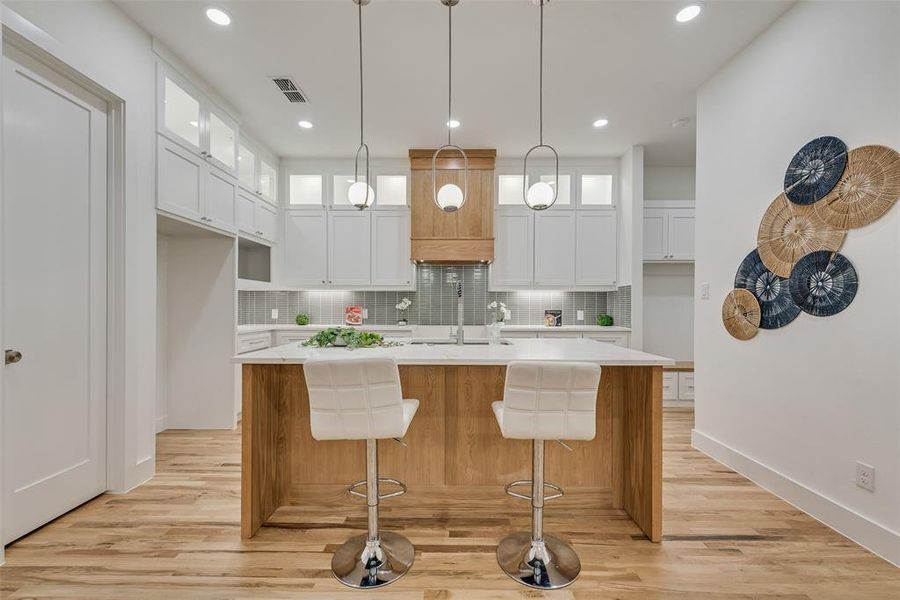 Furnished interior view inside a new home in , Dallas (Image 12). Furnished interior view inside a new home in , Dallas (Image 12).