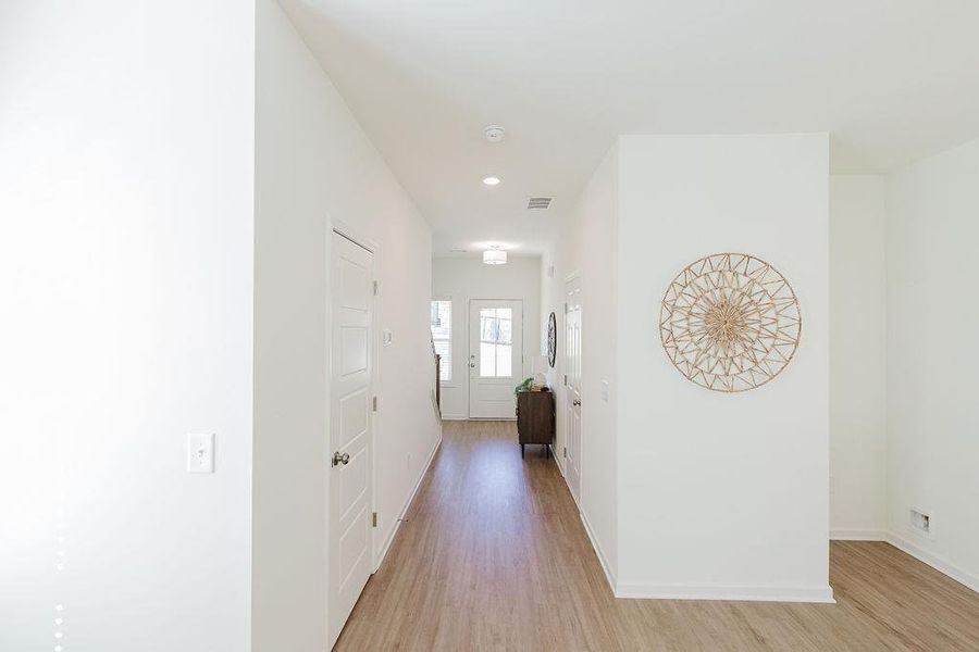 Spacious, unfurnished interior of a new home in Downtown Fausett, Dawsonville (Image 17). Spacious, unfurnished interior of a new home in Downtown Fausett, Dawsonville (Image 17).