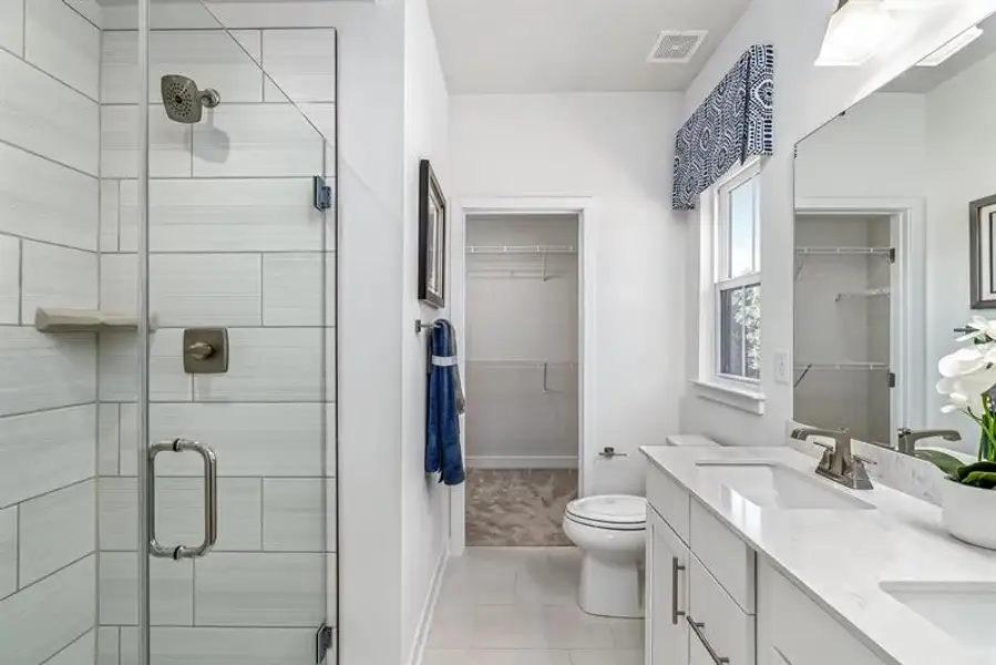 Representative furnished interior of a home built from the Clarendon 4 Story by Ryan Homes in Quinley, Charlotte (Image 13).