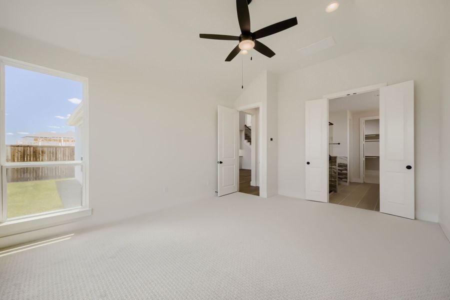 1636 Corrnwall - Main Bedroom