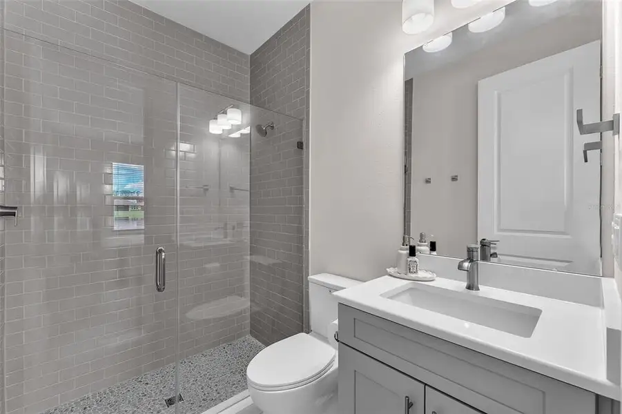 Furnished interior view inside a new home in , Wesley Chapel (Image 27).