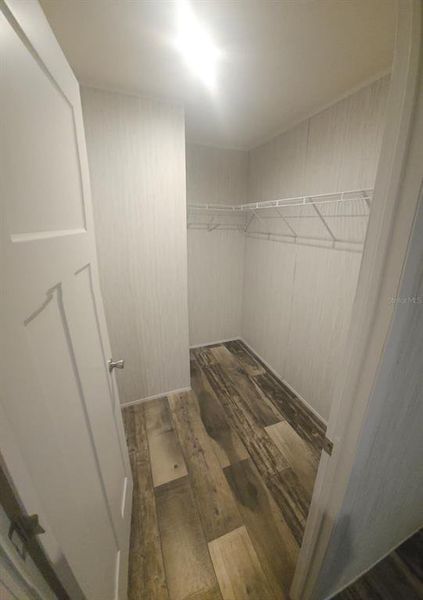 Spacious, unfurnished interior of a new home in , Lake City (Image 10).