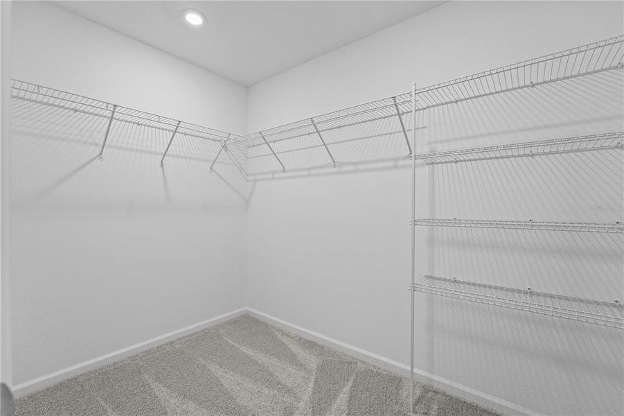 Spacious, unfurnished interior of a new home in Eagle Hammock, Eagle Lake (Image 23). Spacious, unfurnished interior of a new home in Eagle Hammock, Eagle Lake (Image 23).