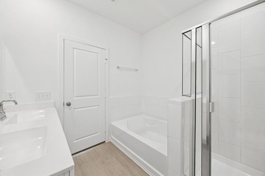 Furnished interior view inside a new home in Crosby Farms, Crosby (Image 6).