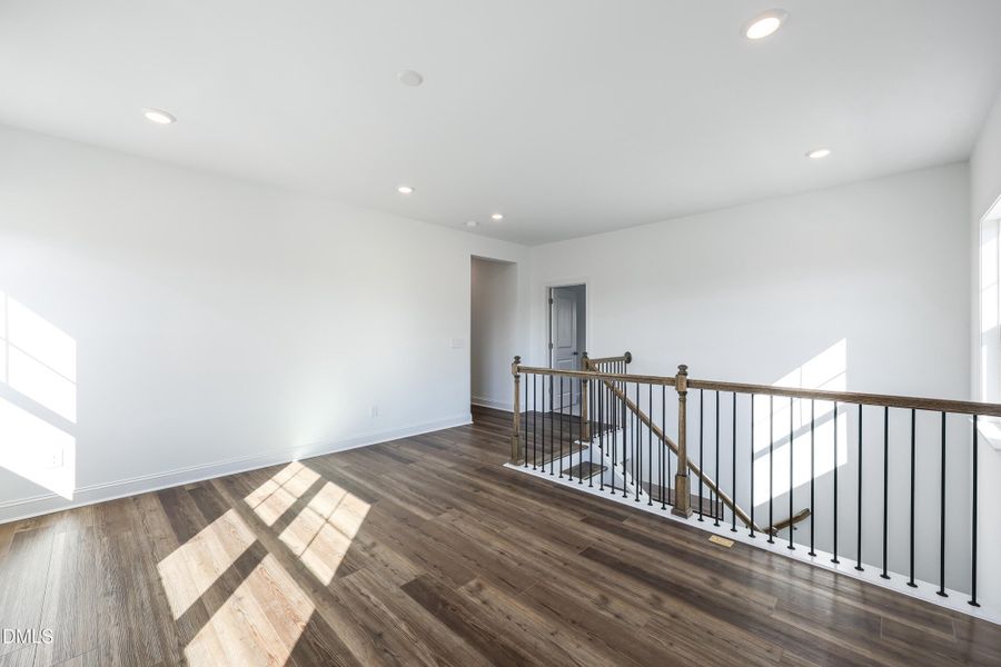 SUN_Stoneriver_Pic_Dalton_Loft_3of3