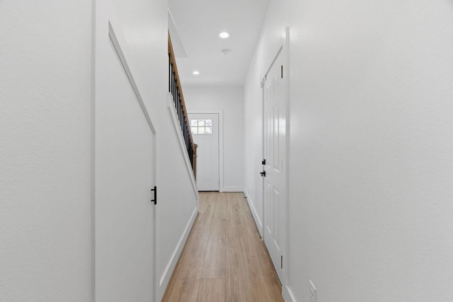Spacious, unfurnished interior of a new home in , Houston (Image 22).