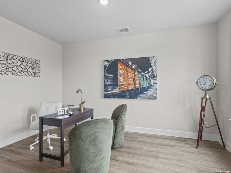 Furnished interior view inside a new home in Potranco Oaks, Castroville (Image 17). Furnished interior view inside a new home in Potranco Oaks, Castroville (Image 17).