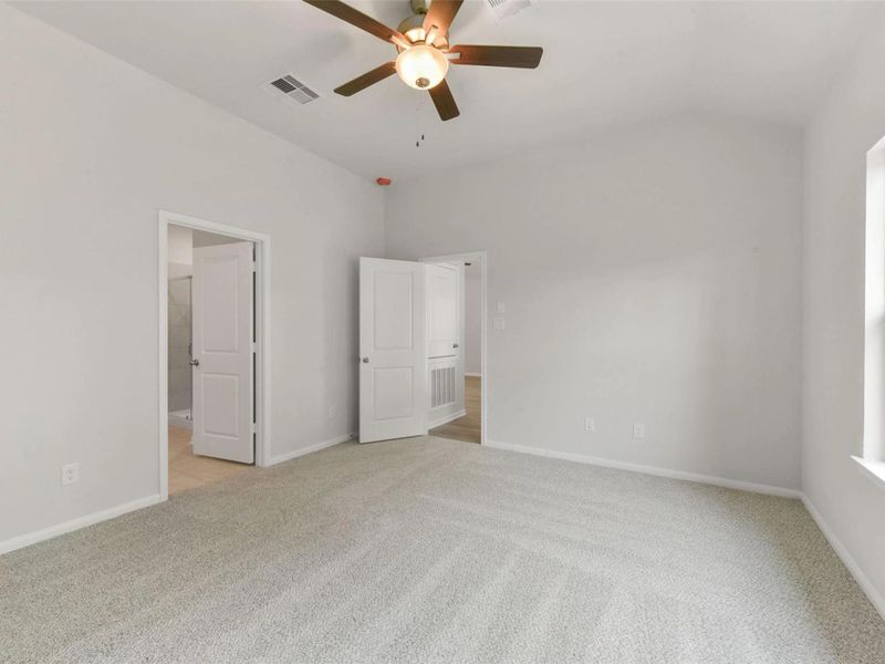 Spacious, unfurnished interior of a new home in Windmill Estates, Magnolia (Image 22). Spacious, unfurnished interior of a new home in Windmill Estates, Magnolia (Image 22).