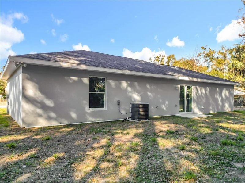 Exterior details and patio area of a home in , Ocala (Image 16).