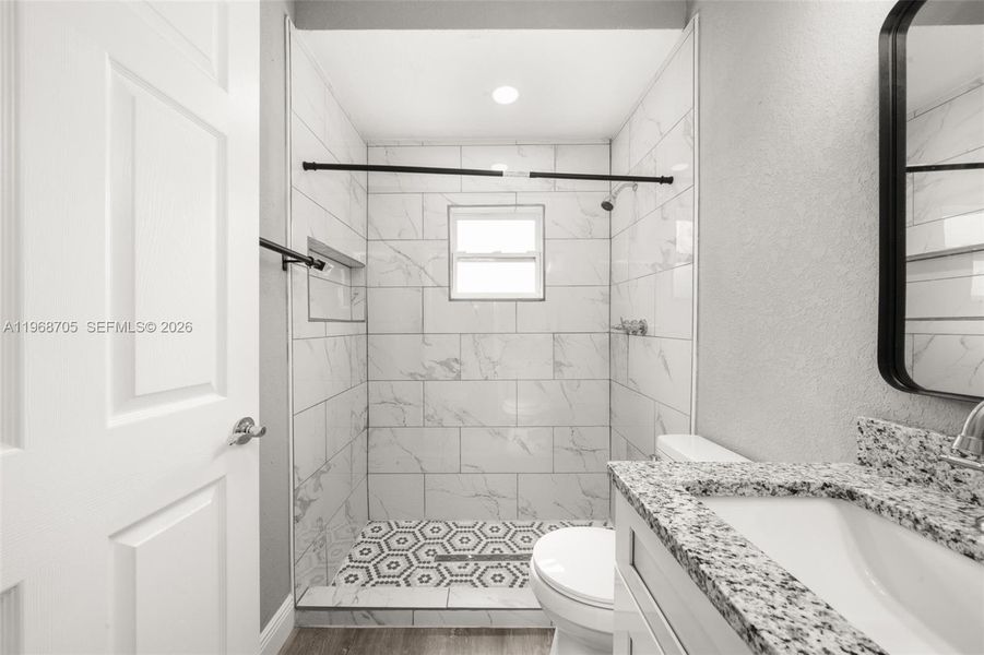 Furnished interior view inside a new home in , Avon Park (Image 5).