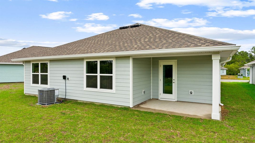 Exterior details and patio area of a home in Palmetto Bluff, Port Saint Joe (Image 3).