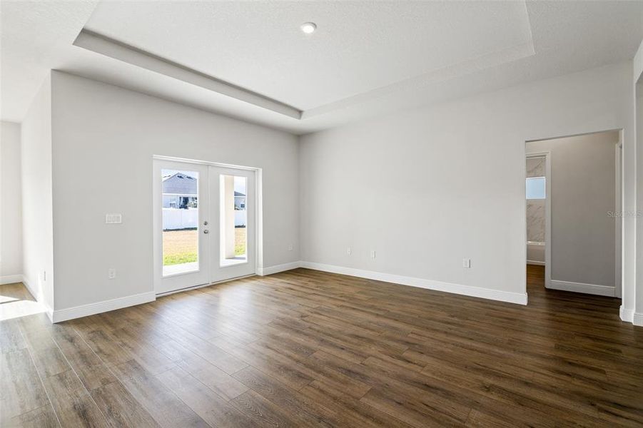Spacious, unfurnished interior of a new home in , Ocala (Image 20).