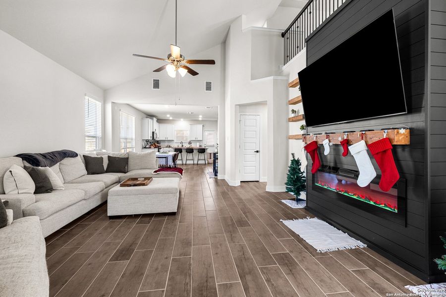 Furnished interior view inside a new home in , Cibolo (Image 16). Furnished interior view inside a new home in , Cibolo (Image 16).