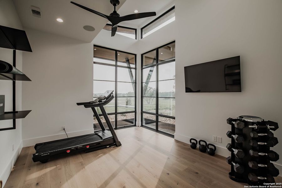 Community amenities in , Victoria (Image 39).