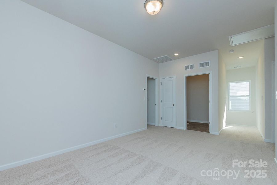 Spacious, unfurnished interior of a new home in Country Club Village, Salisbury (Image 21).